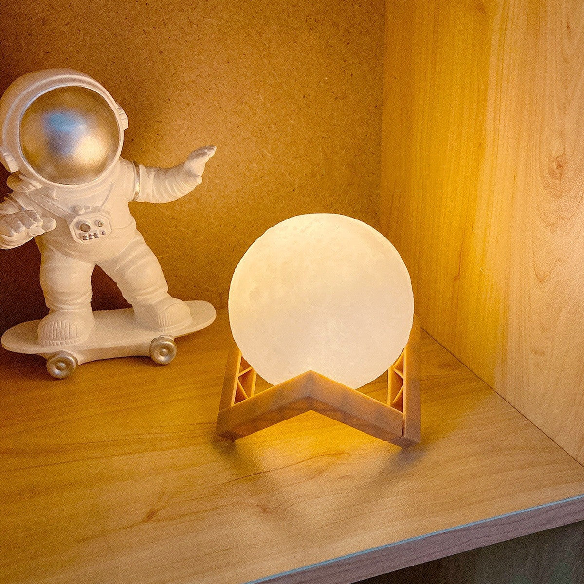 3D Moon Lamp – LED Night Light for Bedroom Décor & Unique Birthday Gift