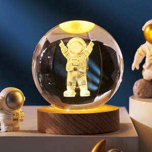 3D Planetary Crystal Ball Lamp – Lifelike Milky Way Projection with Advanced Cutting Technology